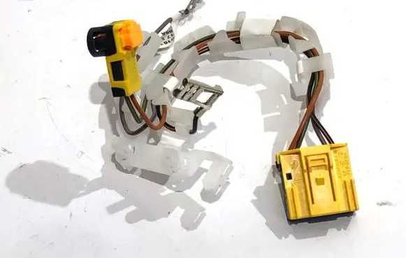 Volvo S90, V90 Airbag squib ring wiring 626101611D