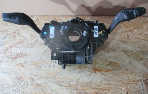 Ford Focus Indicator stalk 13335