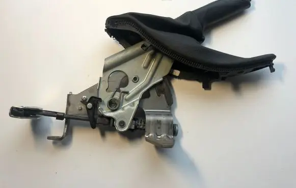 BMW 4 F32 F33 Handbrake/parking brake lever assembly 9235425