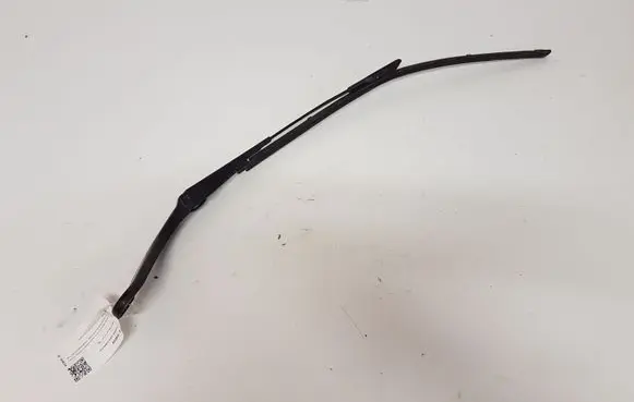 Windshield/front glass wiper blade