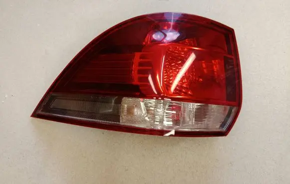 Volkswagen Golf V Rear/tail lights 1K9945095G