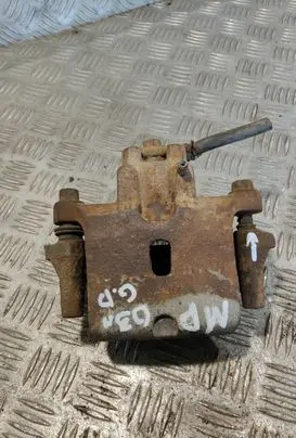 Mitsubishi Pajero Rear brake caliper 