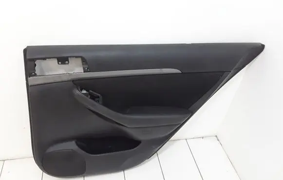 Toyota Avensis T250 Rear door card panel trim