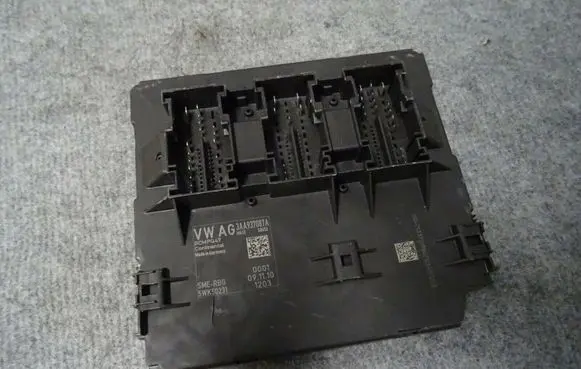 Volkswagen PASSAT CC Comfort/convenience module 3AA937087A