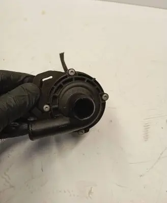 Mercedes-Benz C W204 Electric auxiliary coolant/water pump A2118350028 3130591163