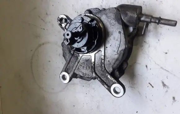 Vacuum pump