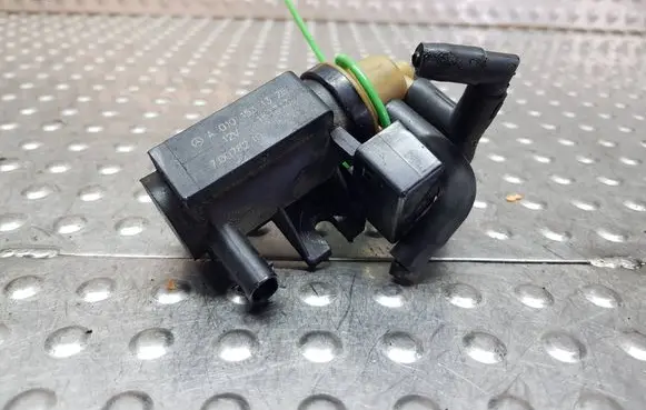 Mercedes-Benz GLC X253 C253 Turbo solenoid valve S27708314 A0101531328