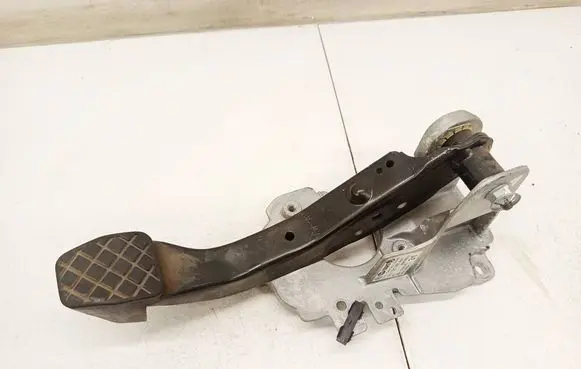 Volkswagen Golf VI Brake pedal 1K2721057AN