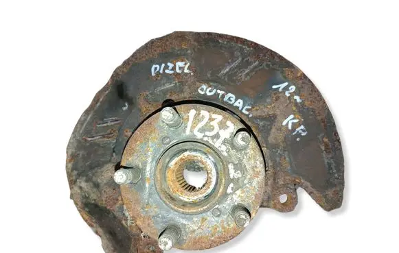 Subaru Outback Front wheel hub 
