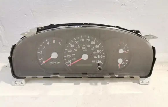 KIA Sorento Speedometer (instrument cluster) 20040604