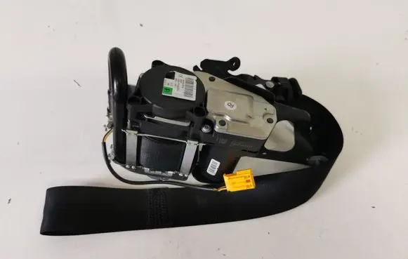 Mercedes-Benz E W238 Front seatbelt 634523300