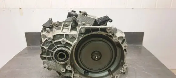 Skoda Octavia Mk3 (5E) Automatic gearbox 02E301103 PUP