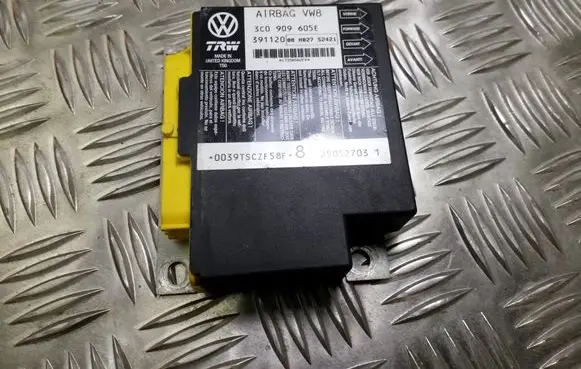 Volkswagen PASSAT B6 Airbag control unit/module 3C0909605E