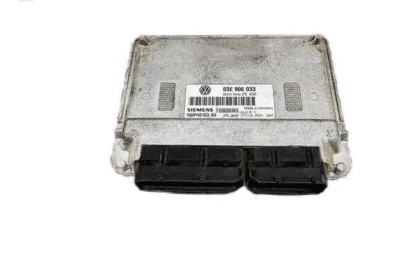 Volkswagen Polo III 6N 6N2 6NF Engine control unit/module 03E906033