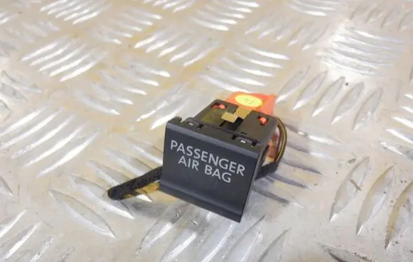 Volkswagen Polo V 6R Passenger airbag on/off switch 6C0919234A