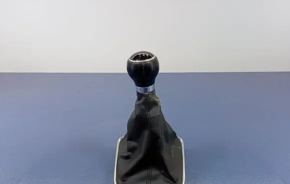 Volkswagen Golf V Gear shift rod 
