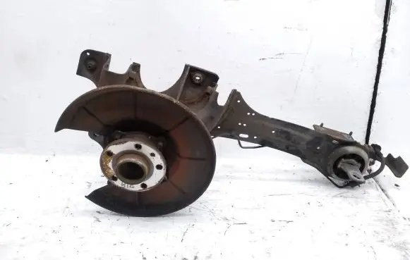 Volvo V70 Rear wheel hub spindle/knuckle 