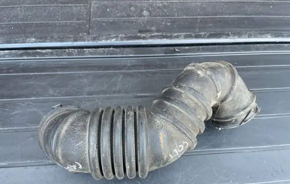 Mitsubishi Colt Air intake hose/pipe MN135109 A1355200001