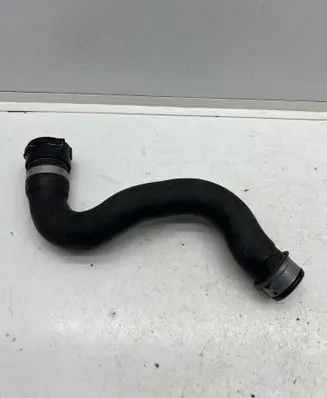 Mercedes-Benz V Class W447 Engine coolant pipe/hose A4475010482