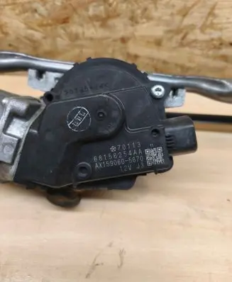 Jeep Grand Cherokee Front wiper linkage and motor 68156254AA