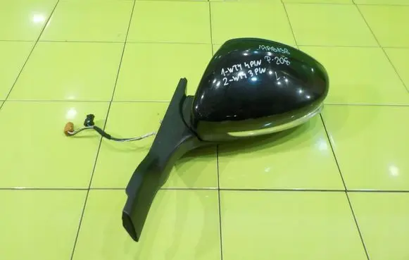Peugeot 208 I Front door electric wing mirror LEWE 17AB138