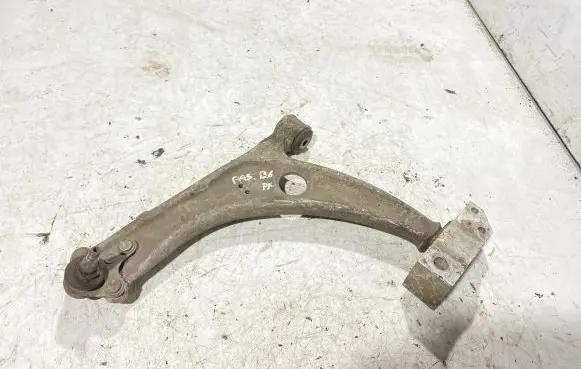 Volkswagen PASSAT B6 Front lower control arm/wishbone