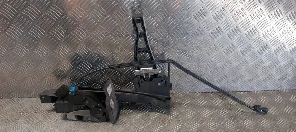 Front door lock