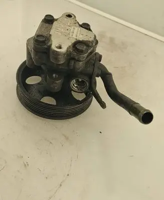 KIA Carens I Power steering pump 0K2KC32600 462872