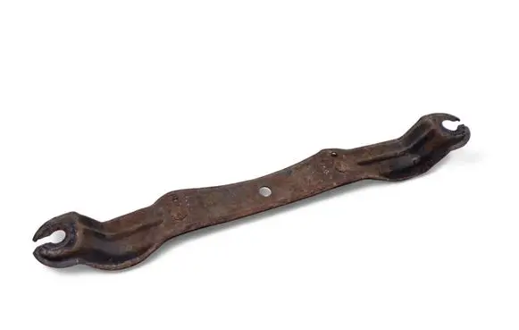Lexus IS 220D-250-350 Radiator support slam panel bracket 