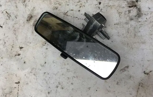 Renault Clio V Rear view mirror (interior)