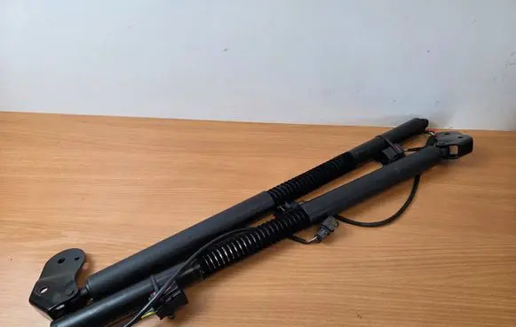 Audi A7 S7 4G Tailgate/trunk strut/damper 4G8827851F