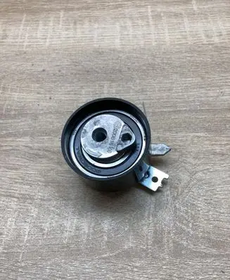 Renault Clio III Timing belt tensioner 130704805R 200B16100