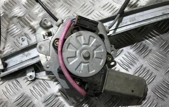 Front door window regulator motor