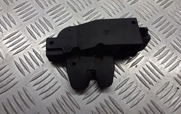 Peugeot 407 Tailgate exterior lock 9653208080