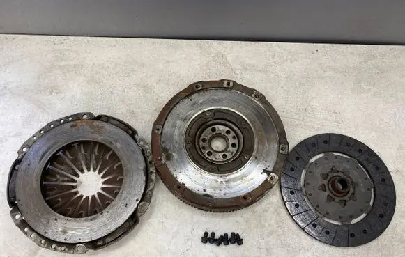 Ford C-MAX II Clutch set kit AV616477BB AV617550BB LC03LD010A