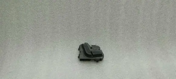 Mercedes-Benz C W204 Seat control switch A2048708910