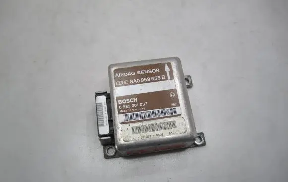 Audi A4 S4 B5 8D Airbag control unit/module 8A0959655B 0285001037