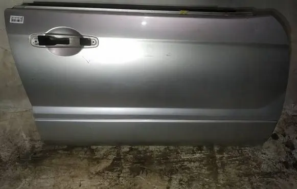 Subaru Forester SG Front door pilkos