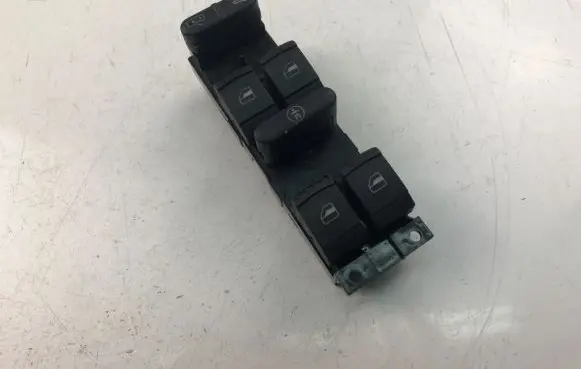 Volkswagen Golf IV Electric window control switch 1J4959857D