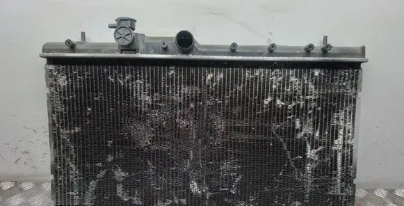 Coolant radiator
