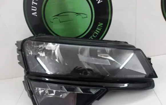Skoda Karoq Headlight/headlamp 57B941016A 00020104 0020503807