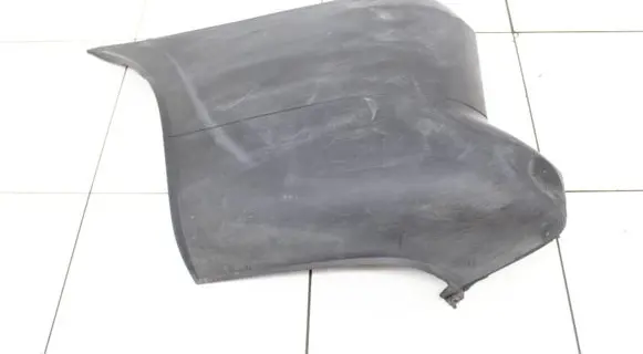 Rear bumper corner part panel trim