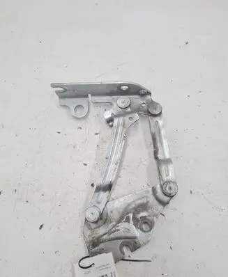 Volkswagen Golf Plus Engine bonnet/hood hinges 5M0823302