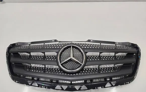 Mercedes-Benz Sprinter W906 Front grill A9068880523
