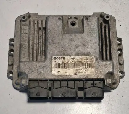 Renault Scenic II - Grand scenic II Engine control unit/module 8200527756 0281012589 8200527725