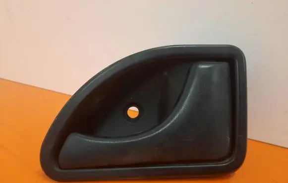 Nissan Kubistar Front door interior handle 8200247803
