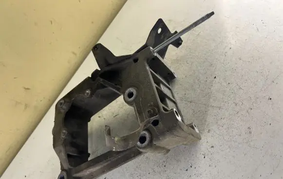Ford Explorer A/C compressor mount bracket 1L2E19E708AA