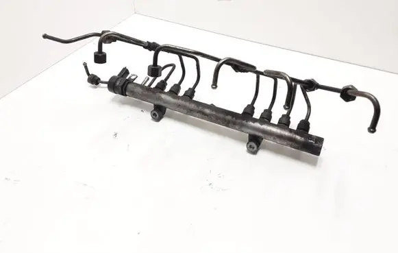 Volvo XC60 Fuel main line pipe 31216313