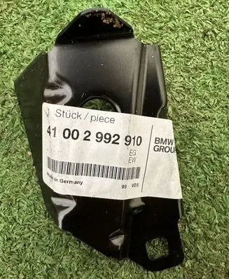BMW X1 F48 F49 Fender mounting bracket 41002992910