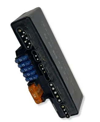 Mercedes-Benz SLK R170 Fuse module A2105400072